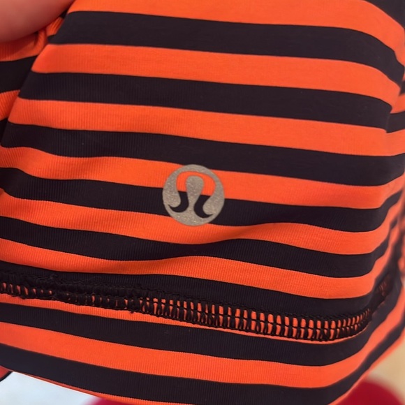 Lululemon tank sz 8-10 - Picture 6 of 6